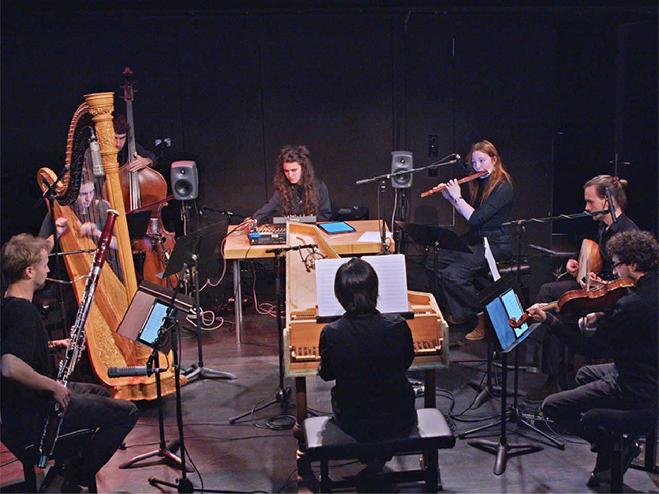 Elektronik und historische Instrumente - Spiegelungen, ein Format der Hochschule für Musik Basel FHNW